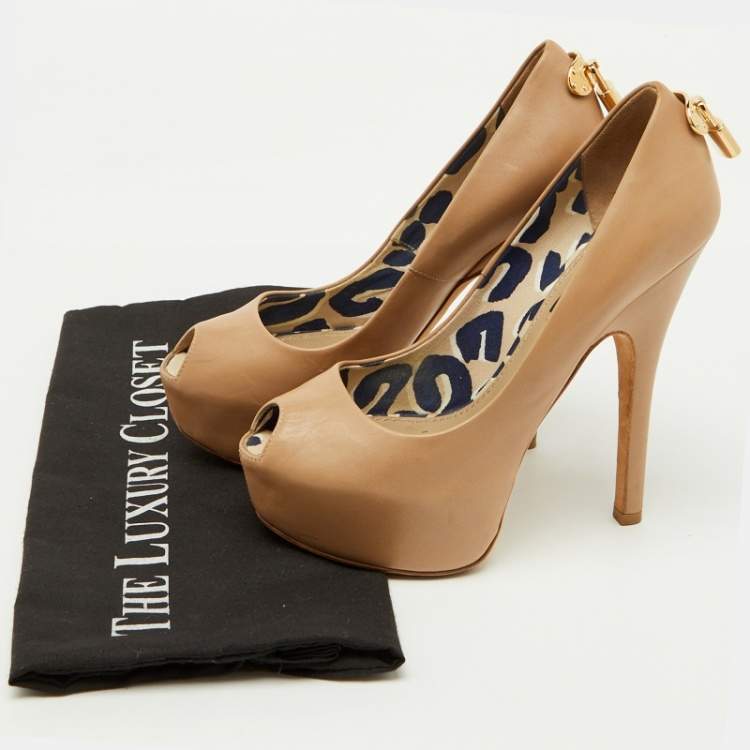 Pre Owned Louis Vuitton Beige Leather Oh Really! Platform Peep Toe Pumps Size 35