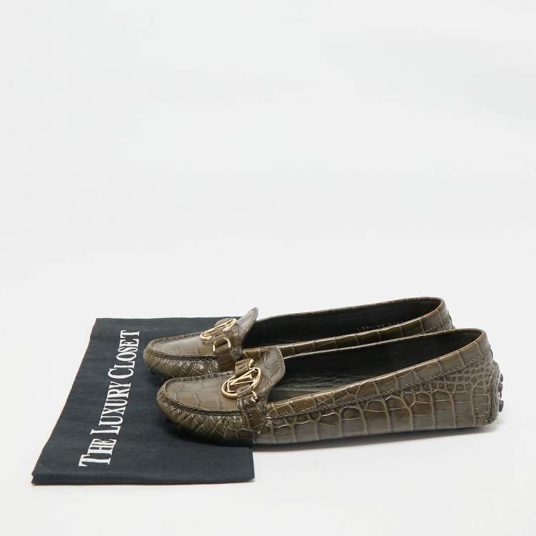 Pre Owned Louis Vuitton Green Croc Embossed Leather Dauphine Loafers Size 39.5