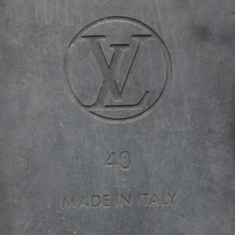 Pre Owned Louis Vuitton Black/Brown Monogram Rubber Sunbath Flat Slides Size 40