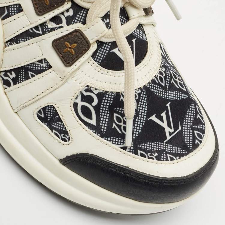 Pre Owned Louis Vuitton White/Blue Monogram Canvas and Fabric Archlight Low Top Sneakers Size 39