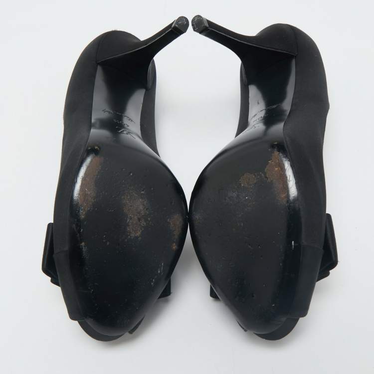 Pre Owned Louis Vuitton Black Satin Peep Toe Platform Pumps Size 40.5