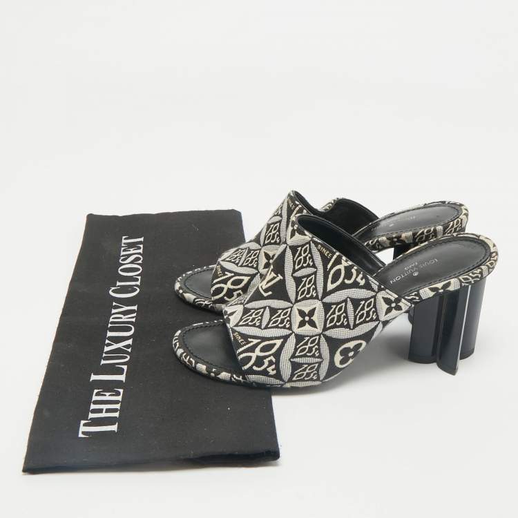Pre Owned Louis Vuitton Navy Blue Denim Silhouette Mules Size 35