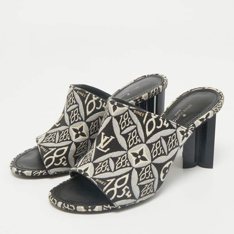 Louis Vuitton Navy Blue Denim Silhouette Mules Size 35 Louis
