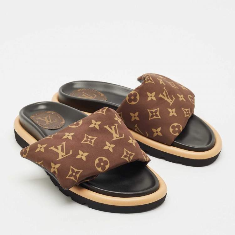 Pre Owned Louis Vuitton Brown Monogram Nylon Pool Pillow Comfort Flat Slide Sandals Size 39