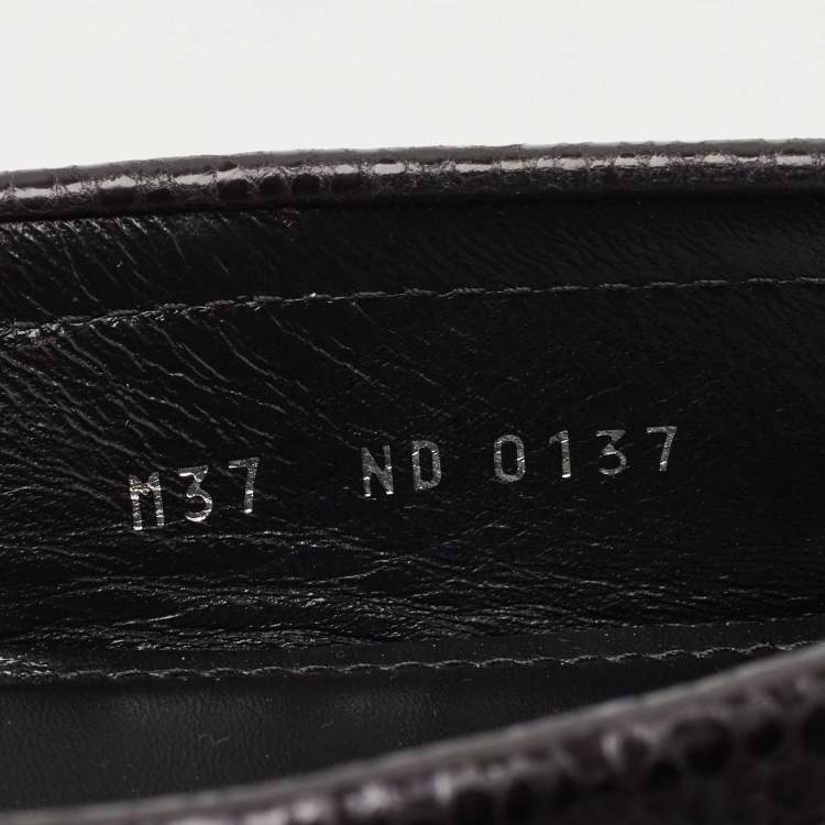 Pre Owned Louis Vuitton Black Leather Close Up Loafers Size 37