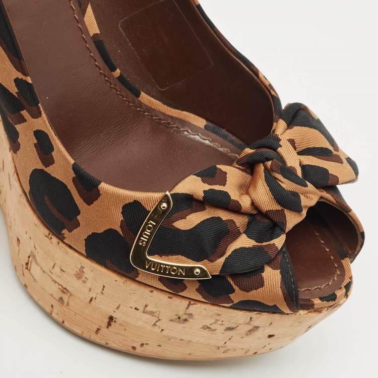 Pre Owned Louis Vuitton Brown Leopard Print Fabric Bow Cork Wedge Platform Slingback Pumps Size 37.5