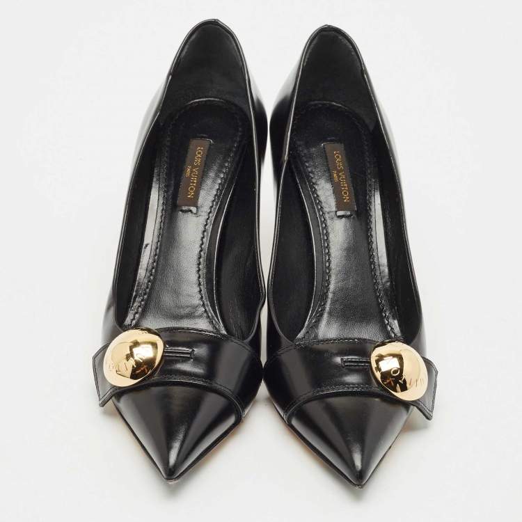 Pre Owned Louis Vuitton Black Leather Bow Pumps Size 38