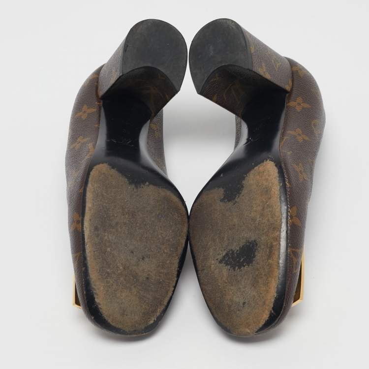 Pre Owned Louis Vuitton Monogram Canvas Madeleine Pumps Size 39