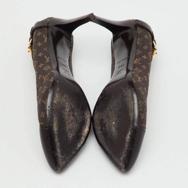 Pre Owned Louis Vuitton Brown Monogram Mini Lin Canvas and Leather Barbara Cap Toe Pumps Size 38.5
