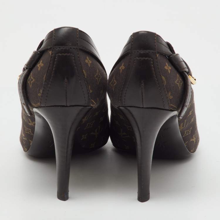 Pre Owned Louis Vuitton Brown Monogram Mini Lin Canvas and Leather Barbara Cap Toe Pumps Size 38.5