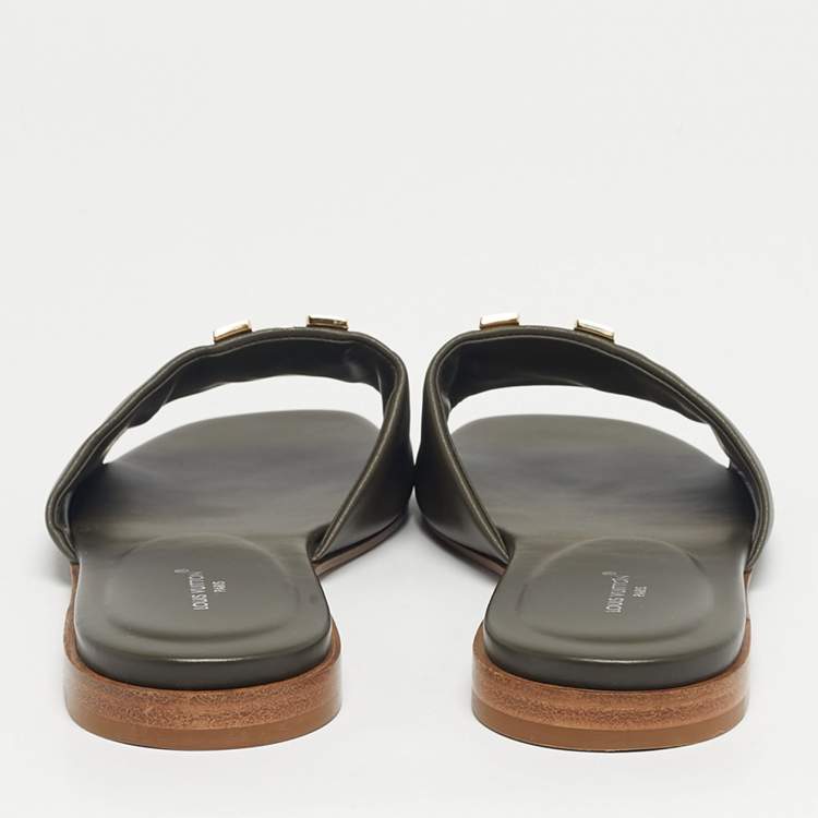 Pre Owned Louis Vuitton Green Leather LV Mare Flat Slide Size 37