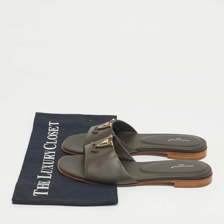 Pre Owned Louis Vuitton Green Leather LV Mare Flat Slide Size 37