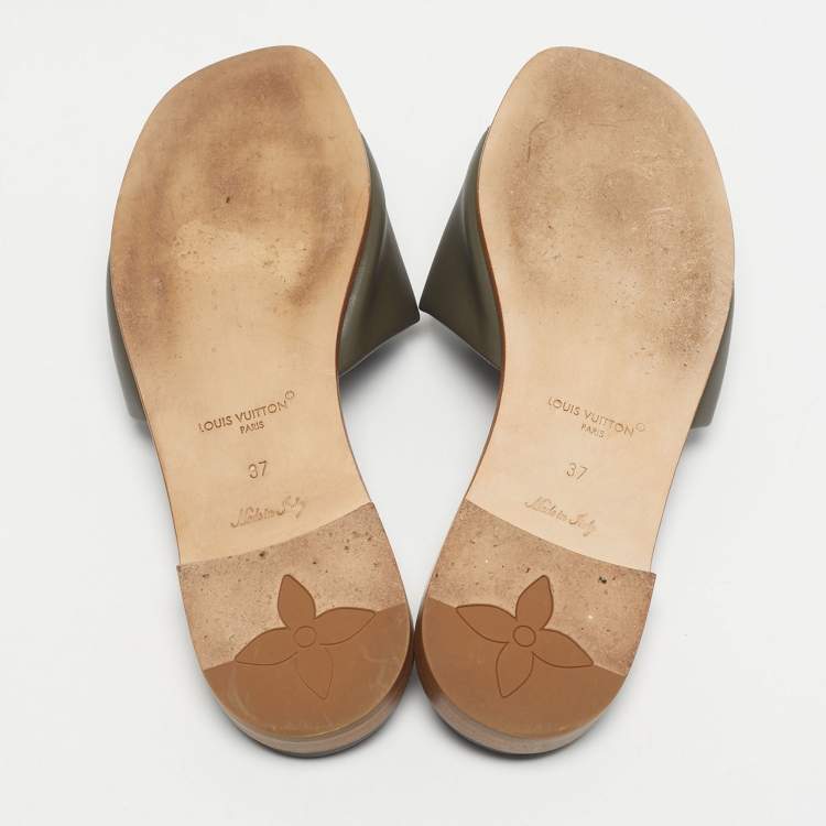 Pre Owned Louis Vuitton Green Leather LV Mare Flat Slide Size 37