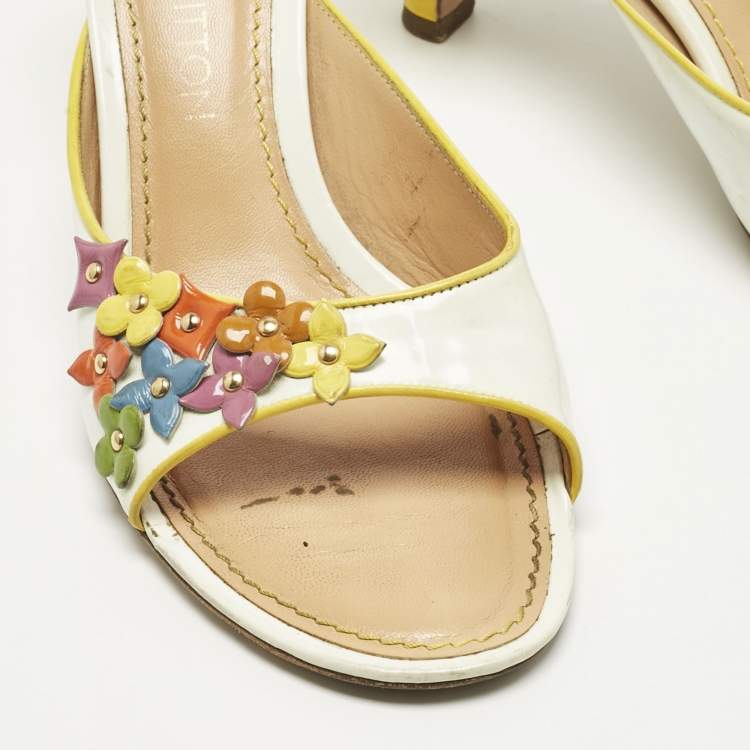 Pre Owned Louis Vuitton White Patent Leather Multicolor Flower Embellished Slide Sandals Size 37.5