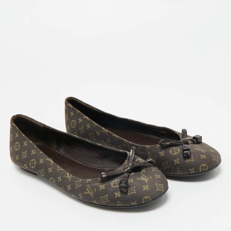 Pre Owned Louis Vuitton Brown Monogram Mini Lin Canvas Debbie Ballet Flats Size 38.5