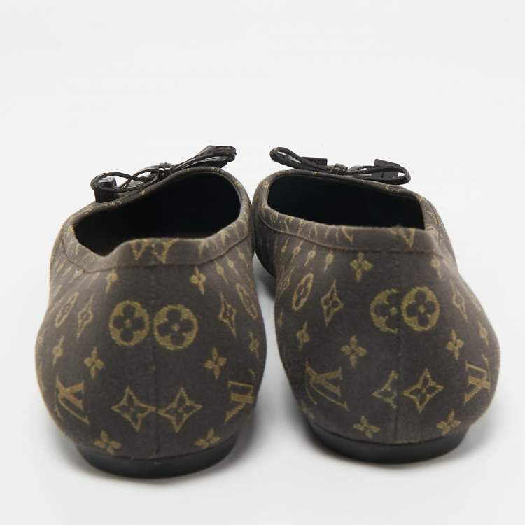 Pre Owned Louis Vuitton Brown Monogram Mini Lin Canvas Debbie Ballet Flats Size 38.5