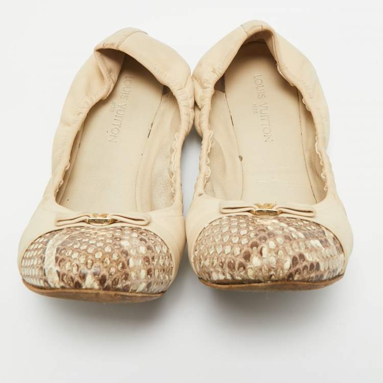 Pre Owned Louis Vuitton Beige Leather And Python Cap Toe Scrunch Ballet Flats Size 38