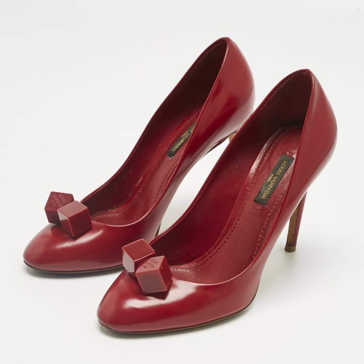 Pre Owned Louis Vuitton Red Patent Leather Dice Pumps Size 37
