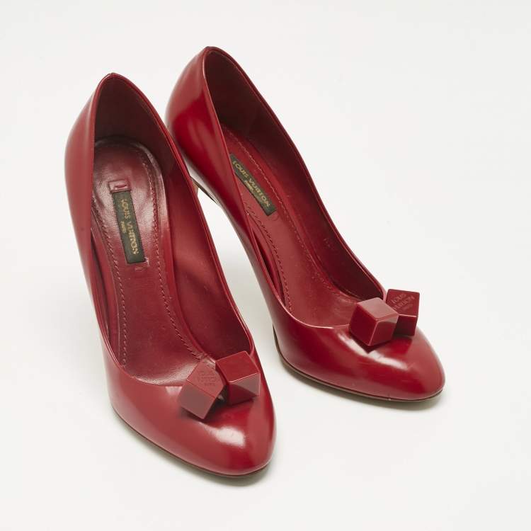 Pre Owned Louis Vuitton Red Patent Leather Dice Pumps Size 37