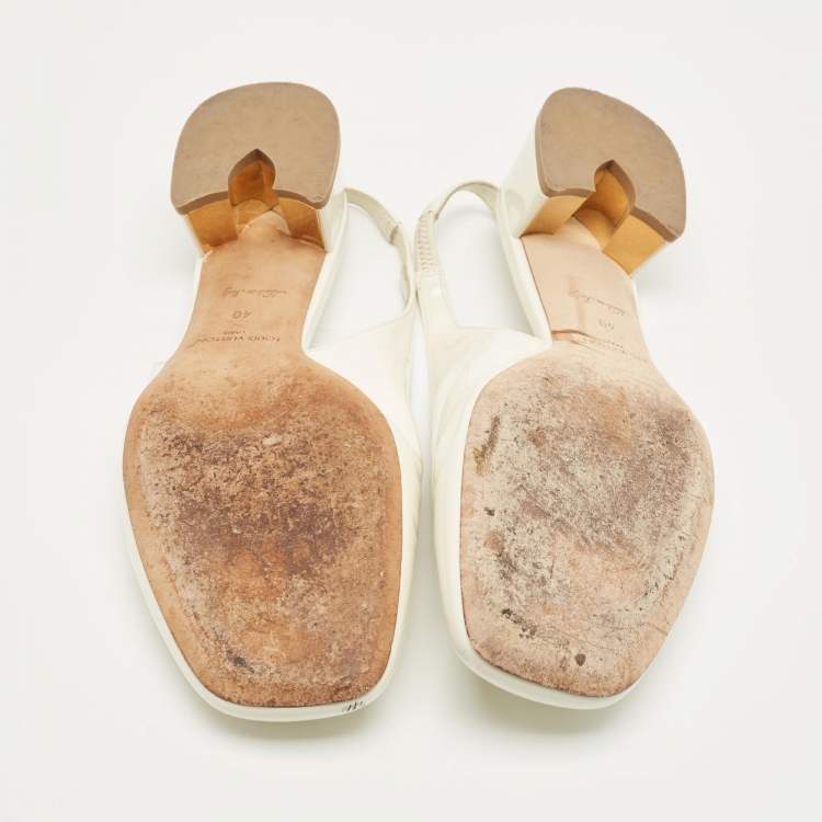 Pre Owned Louis Vuitton Cream Patent Leather Slingback Pumps Size 40