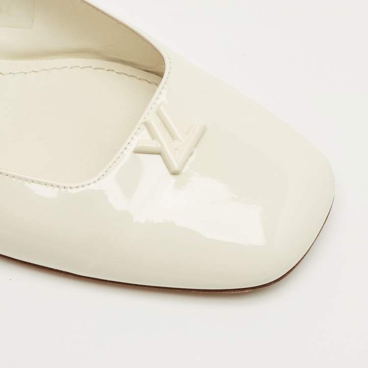 Pre Owned Louis Vuitton Cream Patent Leather Slingback Pumps Size 40