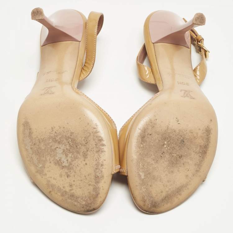 Pre Owned Louis Vuitton Beige Patent Leather Logo Slingback Sandals Size 36.5