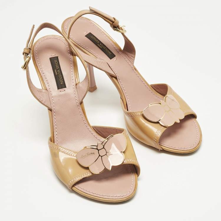 Pre Owned Louis Vuitton Beige Patent Leather Logo Slingback Sandals Size 36.5