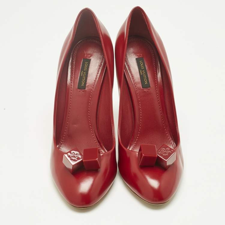 Pre Owned Louis Vuitton Red Leather Dice Pumps Size 40