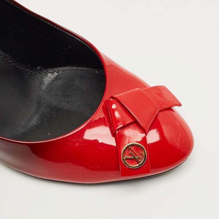 مملوكة مسبقًا Louis Vuitton Ombre Black/Red Patent Leather Fiance Pumps Size 39