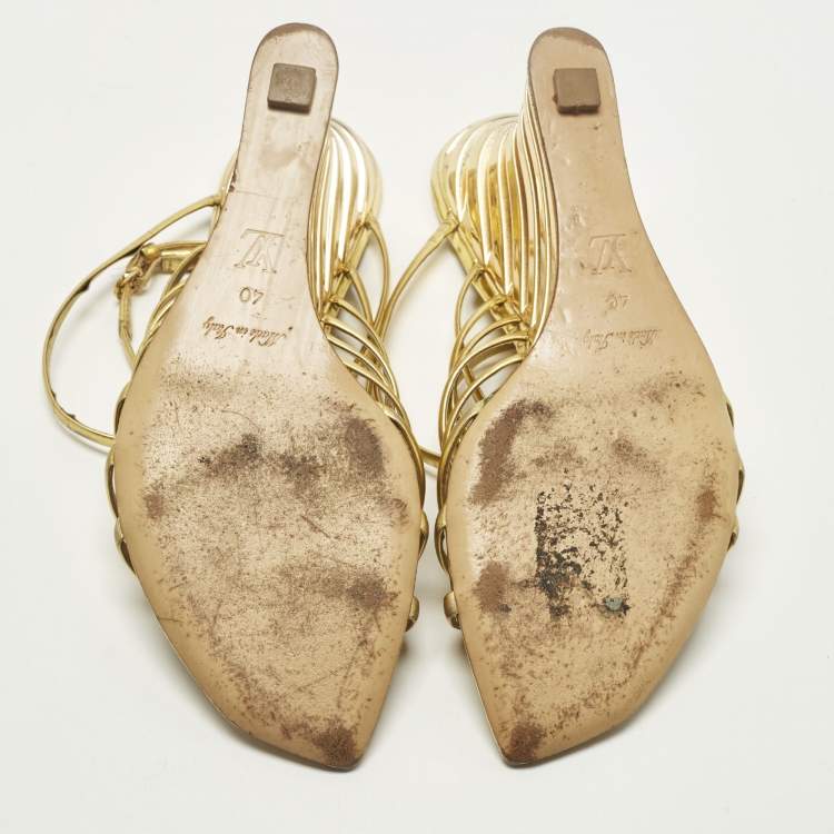 Pre Owned Louis Vuitton Size 40 Gold Leather Wedge Sandals