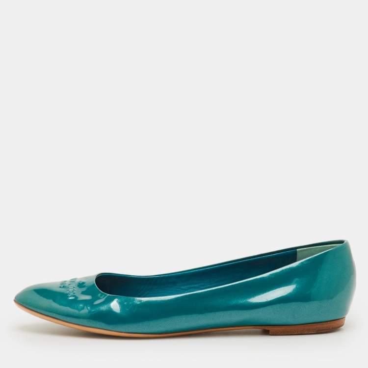 مملوكة مسبقًا Louis Vuitton Size 39 Blue Patent Leather Ballet Flats