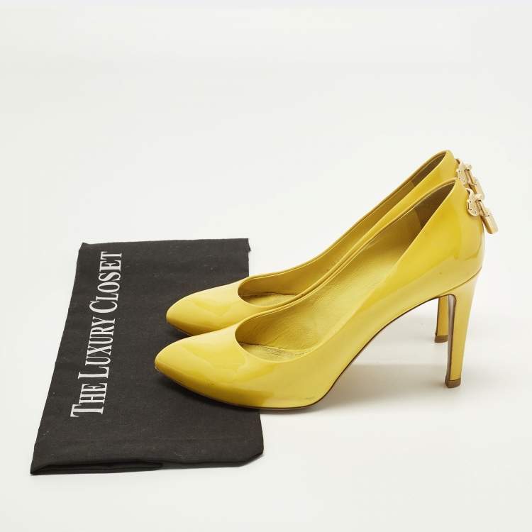 Pre Owned Louis Vuitton Oh Really! Size 37 Yellow Patent Leather Pumps