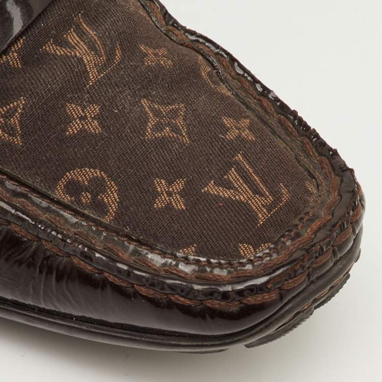 مملوكة مسبقًا Louis Vuitton Size 38 Brown Patent Leather and Mini Lin Monogram Canvas Slip On Loafers