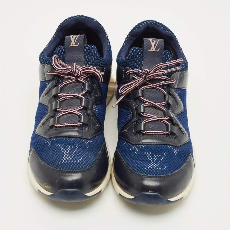 مملوكة مسبقًا Louis Vuitton Run Away Size 39 Blue/Black Leather and Monogram Mesh Low Top Sneakers
