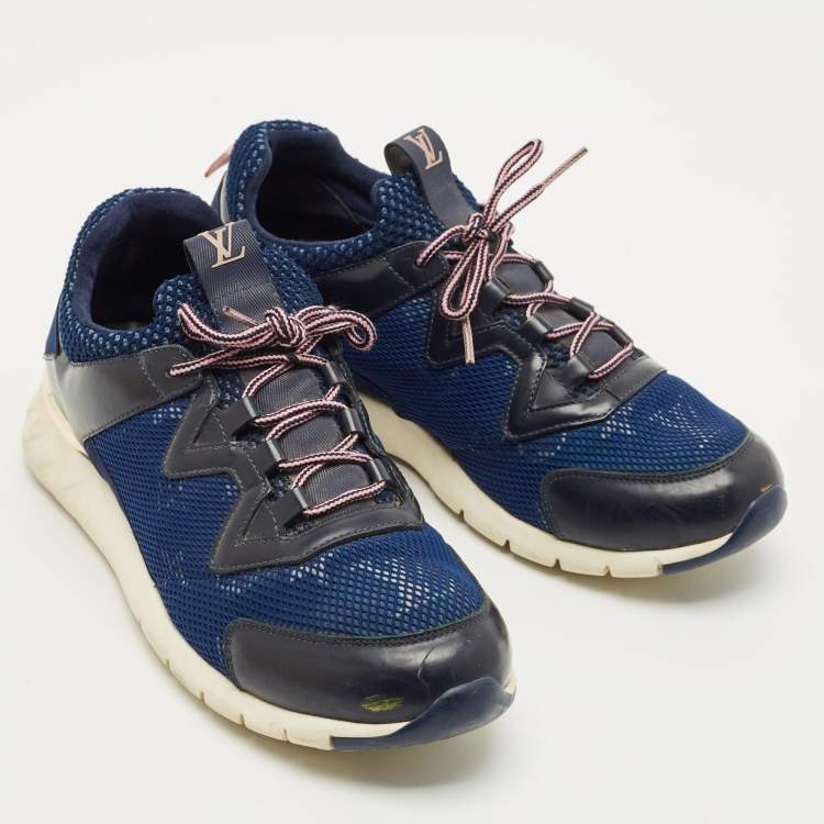 مملوكة مسبقًا Louis Vuitton Run Away Size 39 Blue/Black Leather and Monogram Mesh Low Top Sneakers