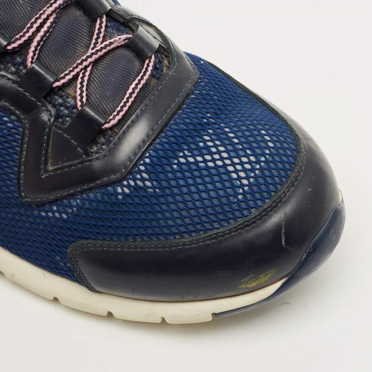 مملوكة مسبقًا Louis Vuitton Run Away Size 39 Blue/Black Leather and Monogram Mesh Low Top Sneakers