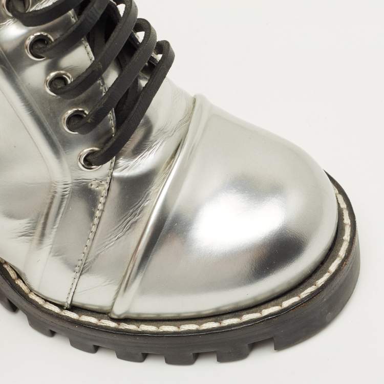Pre Owned Louis Vuitton Star Trail Size 38 Silver Leather Ankle Length Boots