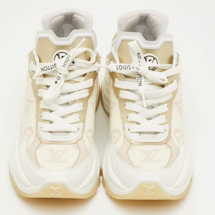 Pre Owned Louis Vuitton Run 55 Size 36 White/Gold Canvas, Rubber and Leather Trainers Sneakers