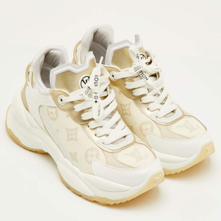 Pre Owned Louis Vuitton Run 55 Size 36 White/Gold Canvas, Rubber and Leather Trainers Sneakers