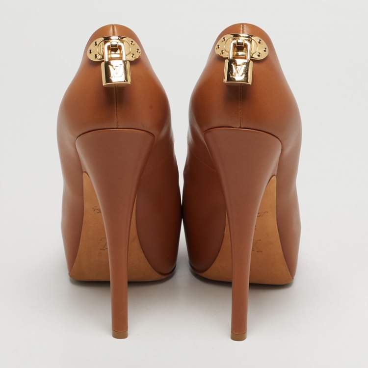 مملوكة مسبقًا Louis Vuitton Oh Really! Size 39 Brown Leather Platform Pumps