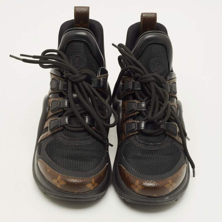 مملوكة مسبقًا حذاء رياضي لوي فيتون "ارشليت" جلد أسود وكانفاس مونوغرامي مقاس 36