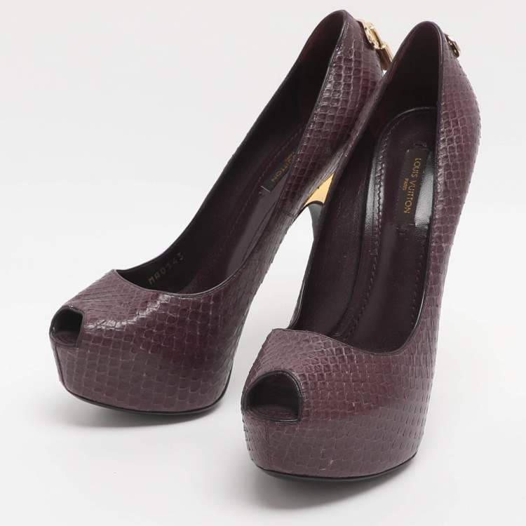 Pre Owned Louis Vuitton Oh Really! Size 37 Burgundy Python Leather Peep Toe Pumps