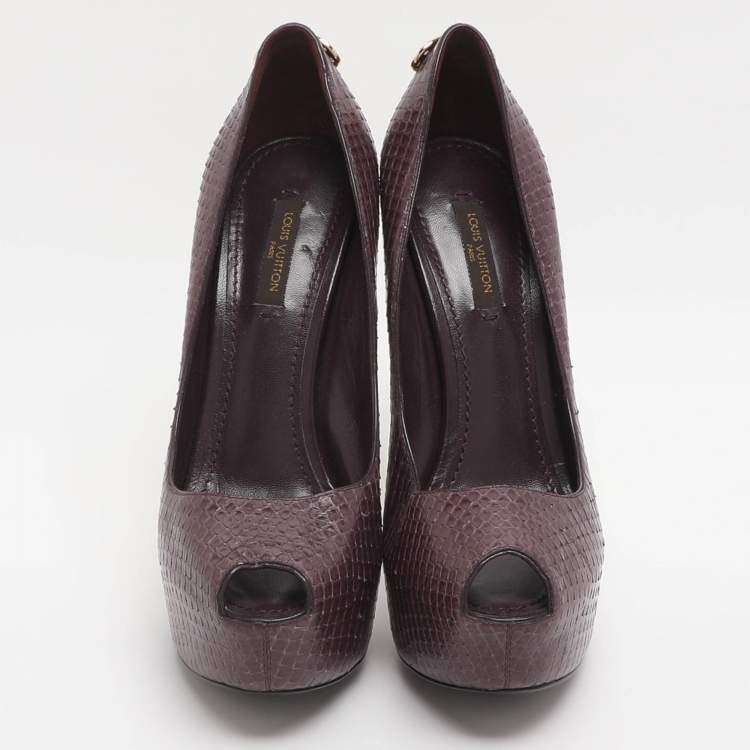 Pre Owned Louis Vuitton Oh Really! Size 37 Burgundy Python Leather Peep Toe Pumps