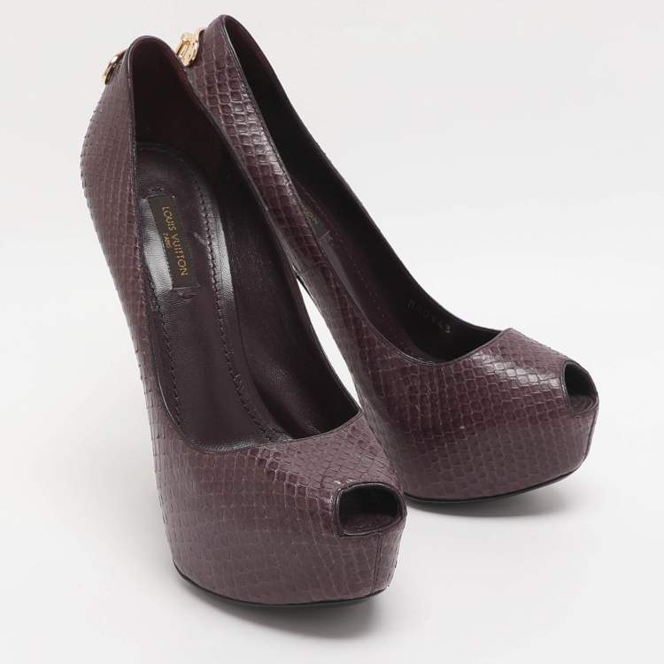 Pre Owned Louis Vuitton Oh Really! Size 37 Burgundy Python Leather Peep Toe Pumps