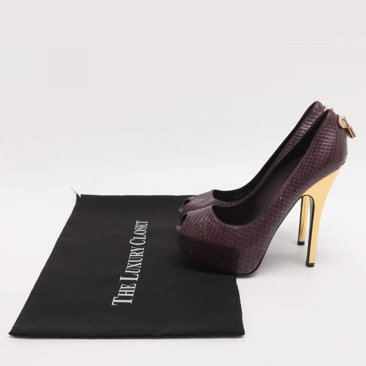 Pre Owned Louis Vuitton Oh Really! Size 37 Burgundy Python Leather Peep Toe Pumps