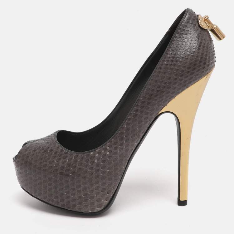 Pre Owned Louis Vuitton Oh Really! Size 37 Grey Python Leather Peep Toe Pumps