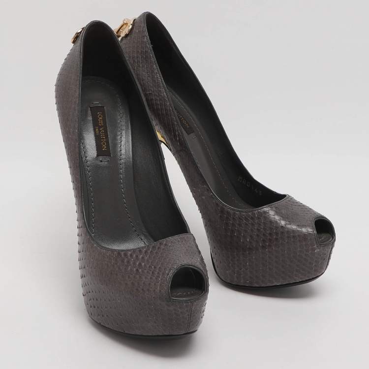 Pre Owned Louis Vuitton Oh Really! Size 37 Grey Python Leather Peep Toe Pumps