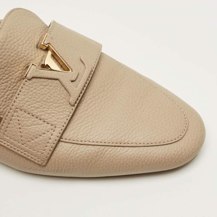 Pre Owned Louis Vuitton LV Mare Size 38.5 Beige Leather Mules