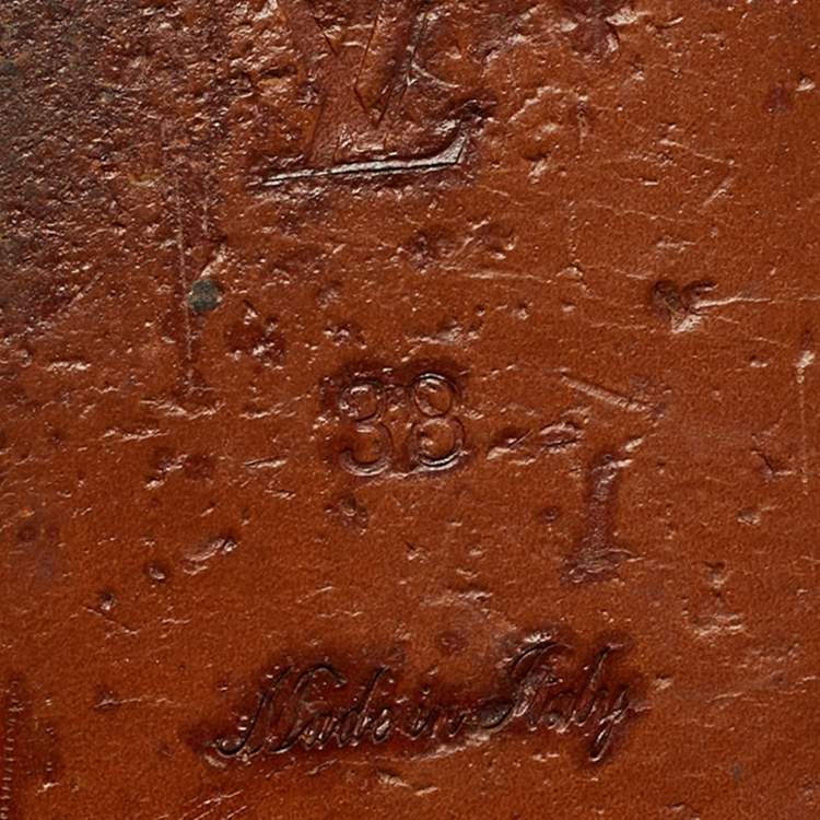 Pre Owned Louis Vuitton Lock It Size 38 Beige Leather Flat Slide