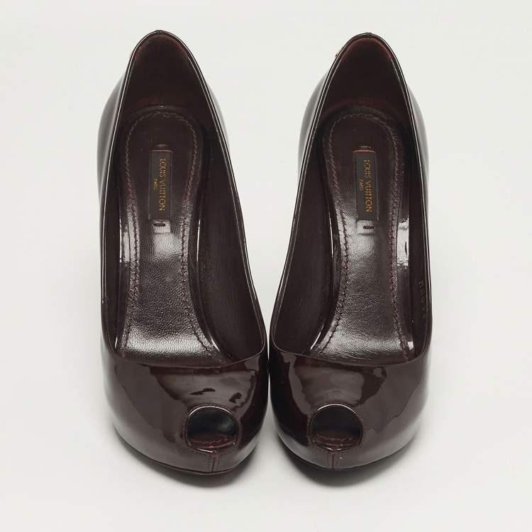 Pre Owned Louis Vuitton Oh Really! Size 38 Burgundy Patent Leather Peep Toe Pumps